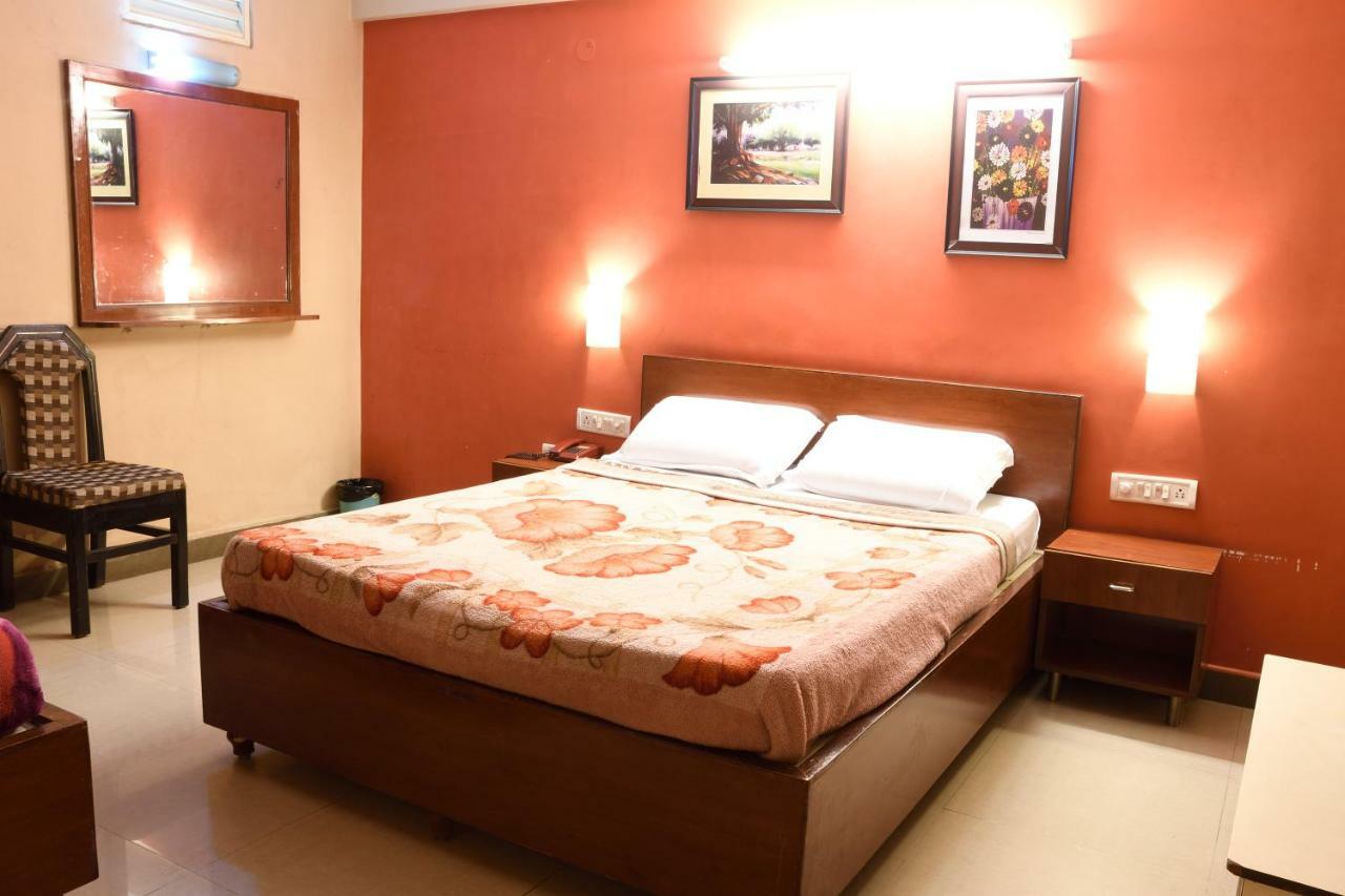 Hotel Ganesh Palace Mysore Luaran gambar
